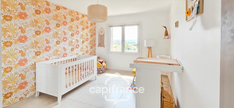 Appartement - 81 m² - 3 pièces