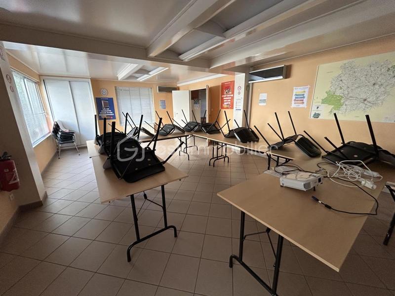 Maison - 181 m² - 5 pièces