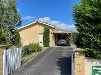 Maison - 104 m² - 4 pièces