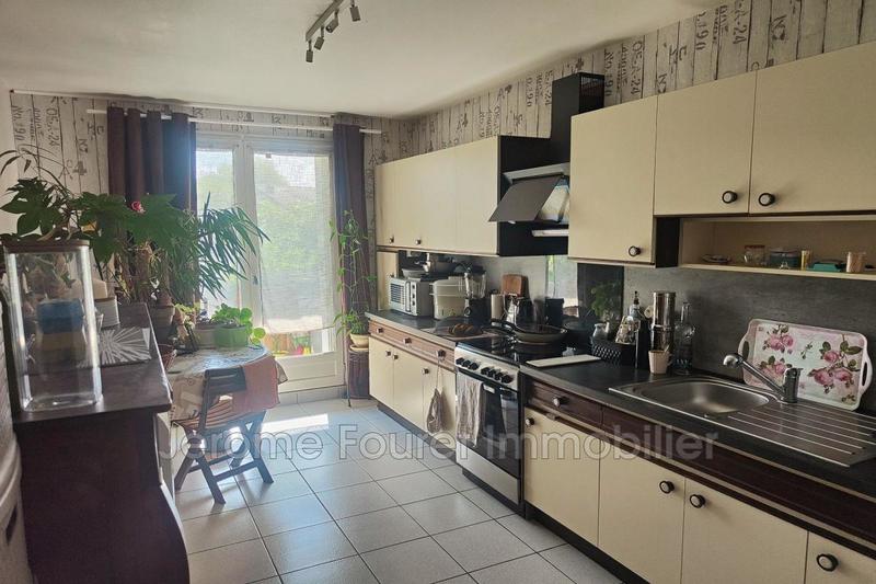 Appartement - 97 m² - 4 pièces