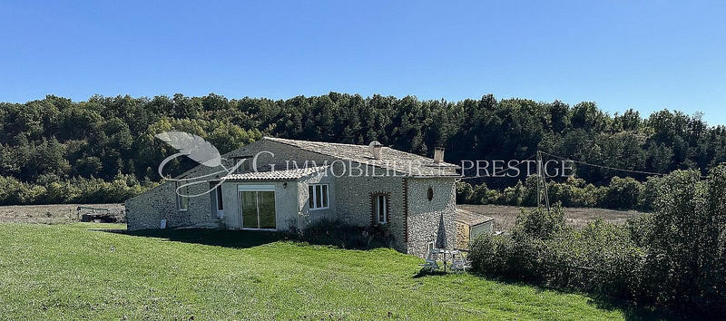 Mas - 403 m² - 12 pièces