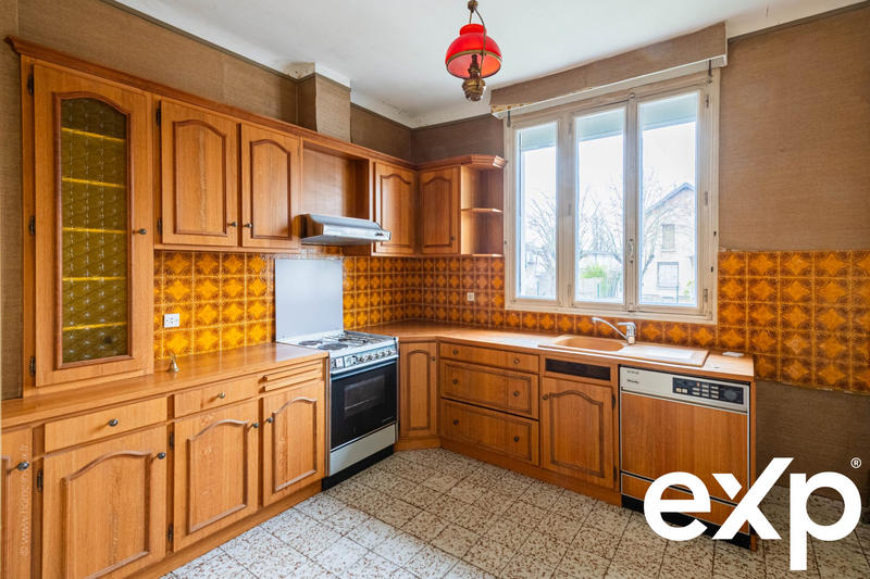 Maison - 155 m² - 6 pièces