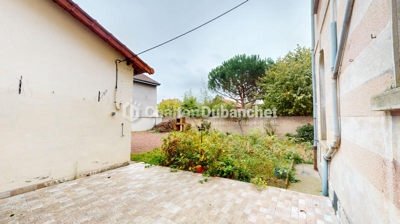 Maison - 167 m² - 7 pièces