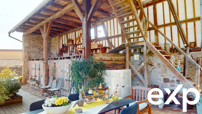 Maison - 243 m² - 6 pièces