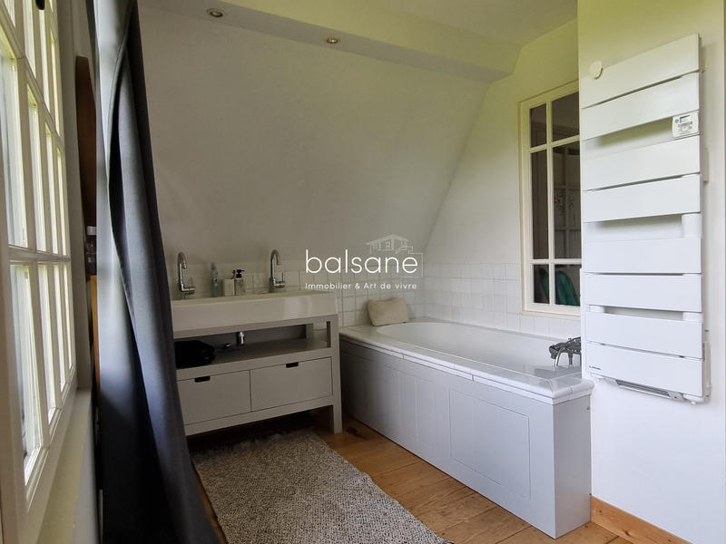 Maison - 158 m² - 5 pièces