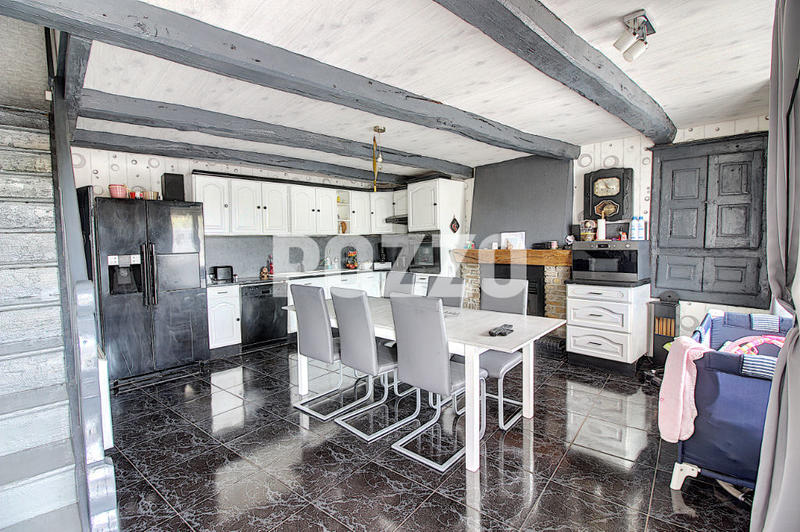 Maison - 167 m² - 6 pièces