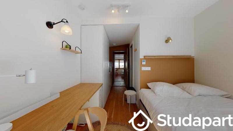 Chambre - 14 m² - 1 pièce