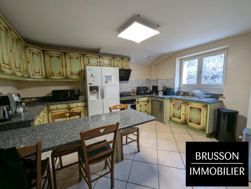 Maison ancienne - 181 m² - 6 pièces