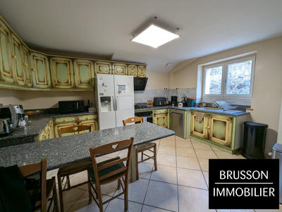 Maison ancienne - 181 m² - 6 pièces