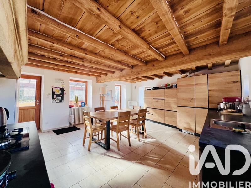 Maison de village - 157 m² - 6 pièces