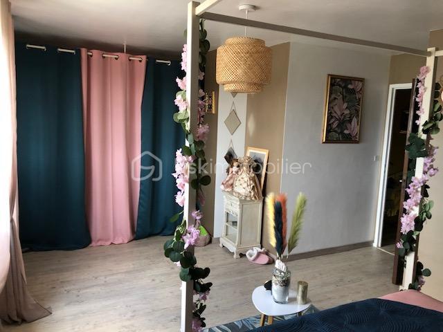 Maison - 171 m² - 6 pièces