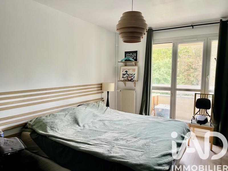 Appartement - 80 m² - 3 pièces