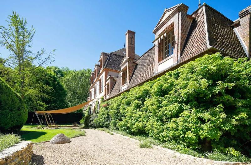 Manoir - 735 m² - 12 pièces