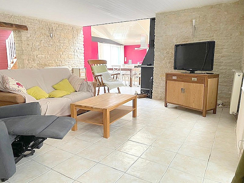 Maison - 110 m² - 4 pièces