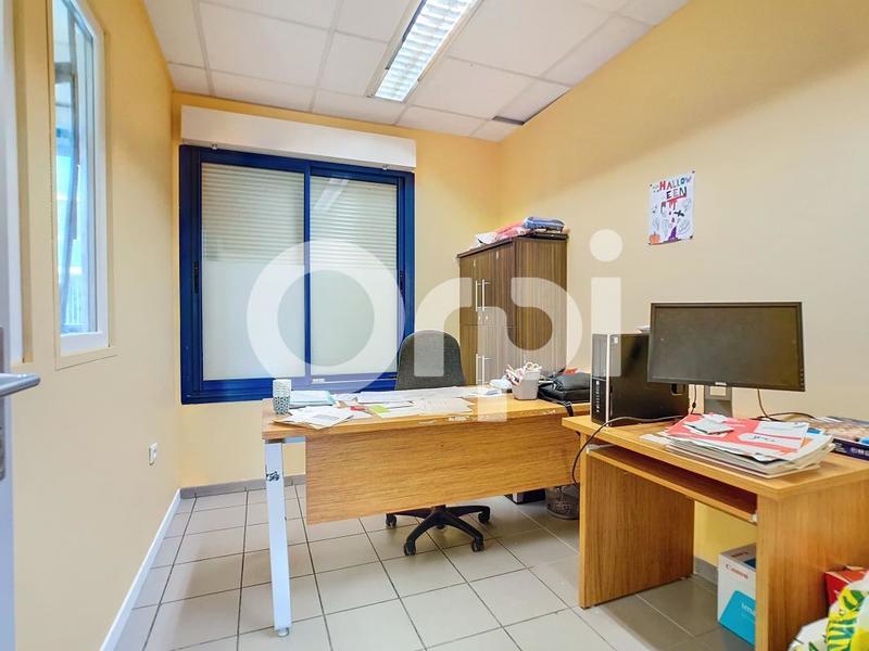 Local commercial - 254 m²