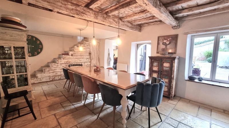 Maison de village - 220 m² - 10 pièces
