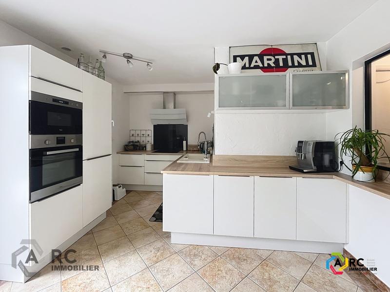 Maison - 135 m² - 6 pièces