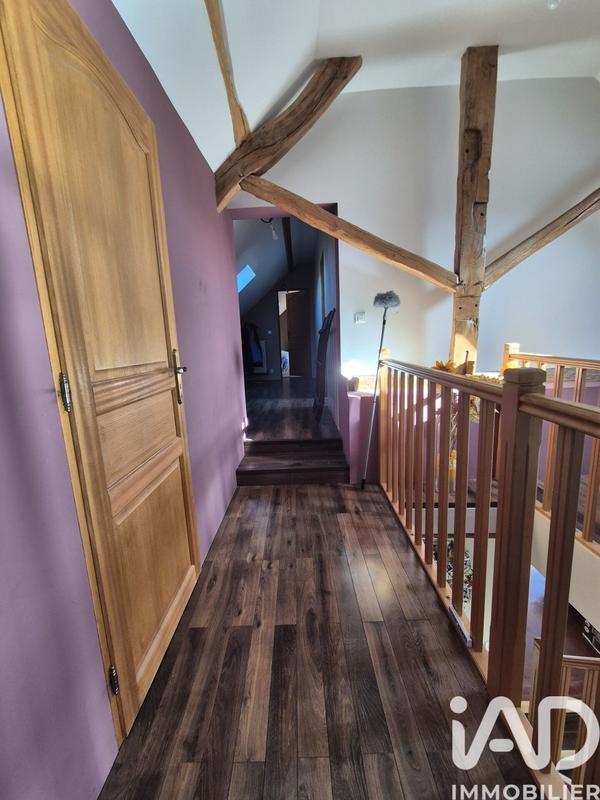 Maison - 200 m² - 7 pièces