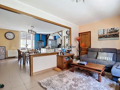 Maison - 164 m² - 5 pièces