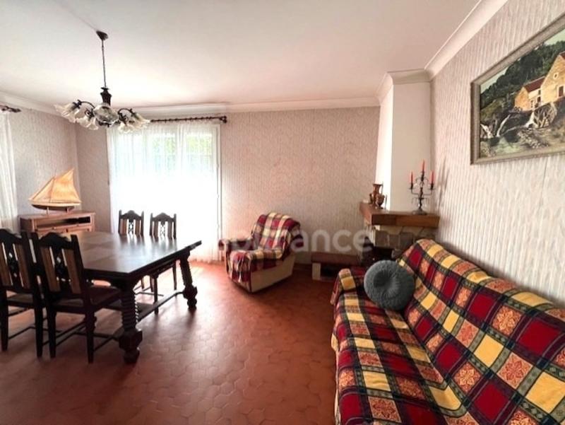 Maison - 171 m² - 8 pièces