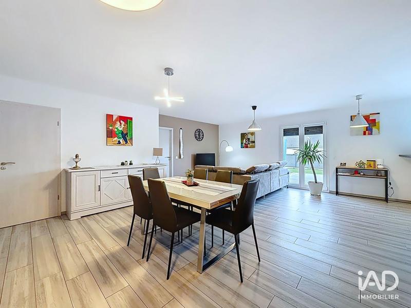 Maison - 111 m² - 5 pièces