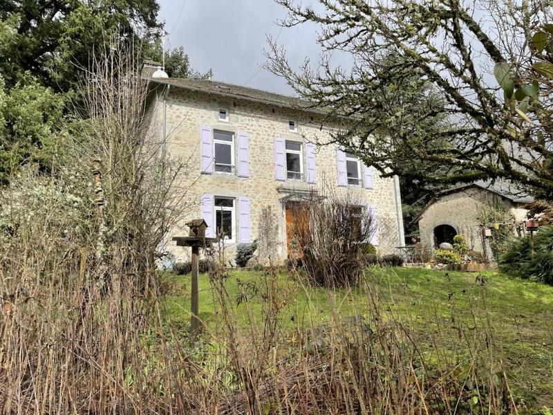 Demeure - 165 m² - 8 pièces