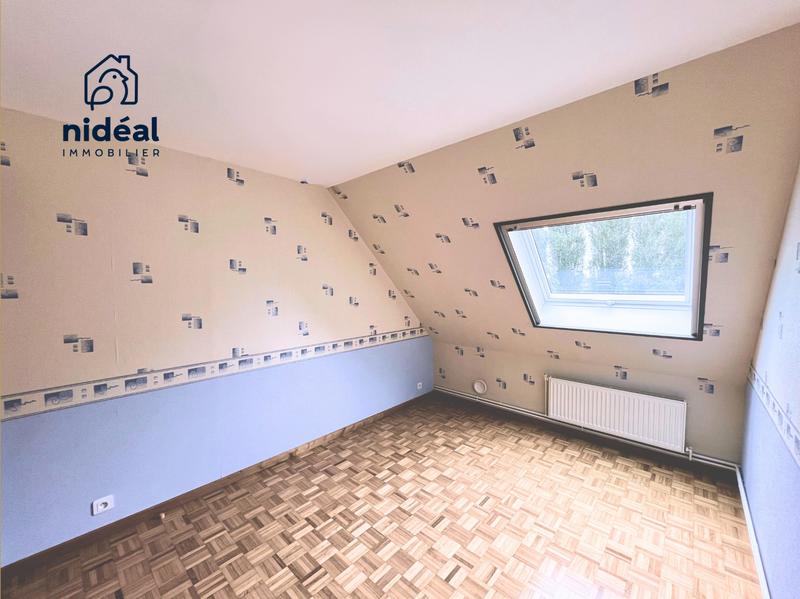 Maison - 240 m² - 8 pièces