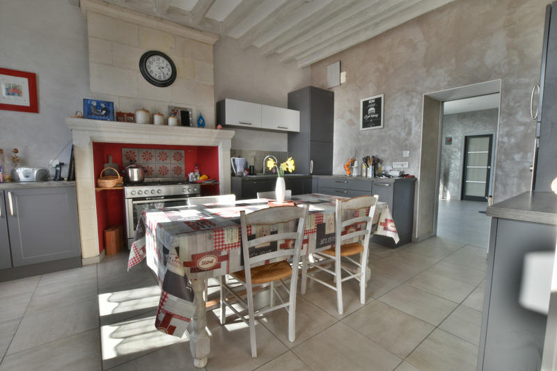 Maison - 166 m² - 7 pièces