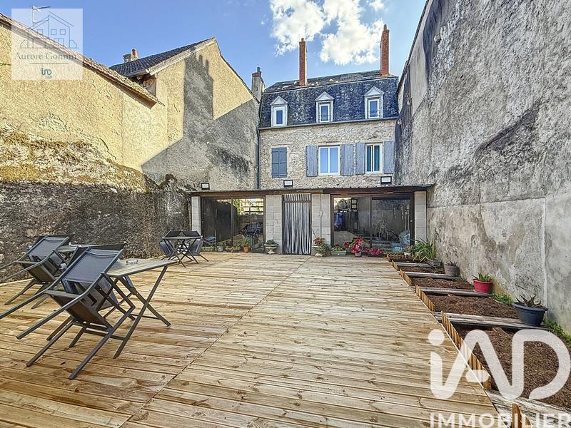 Maison - 278 m² - 6 pièces