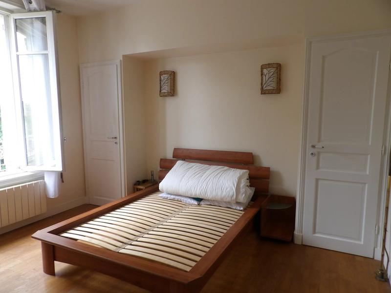 Maison - 180 m² - 7 pièces