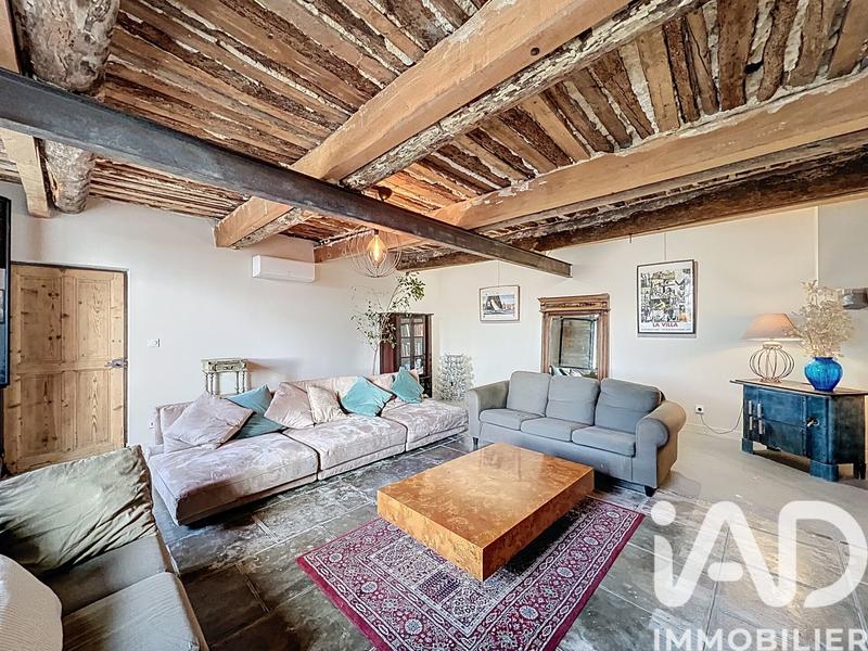 Maison - 460 m² - 10 pièces