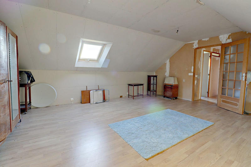 Maison - 137 m² - 5 pièces