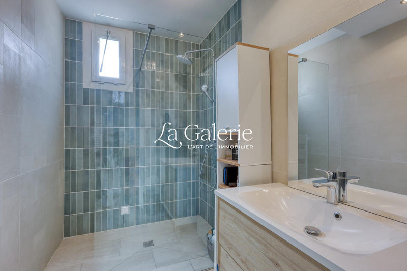 Villa - 140 m² - 5 pièces