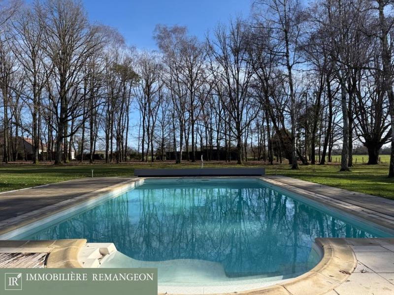 Longère - 238 m² - 9 pièces