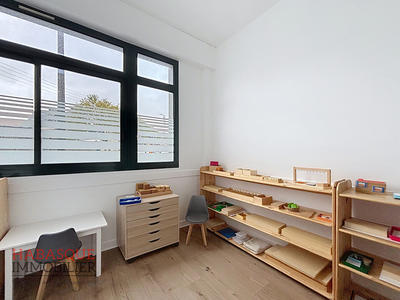 Local commercial - 11 m² - 1 pièce