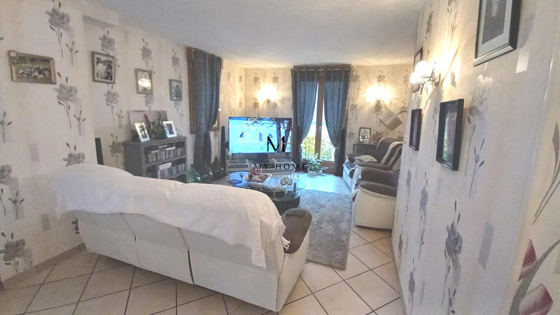 Maison - 141 m² - 5 pièces