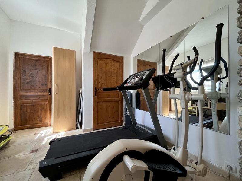 Villa - 295 m² - 8 pièces