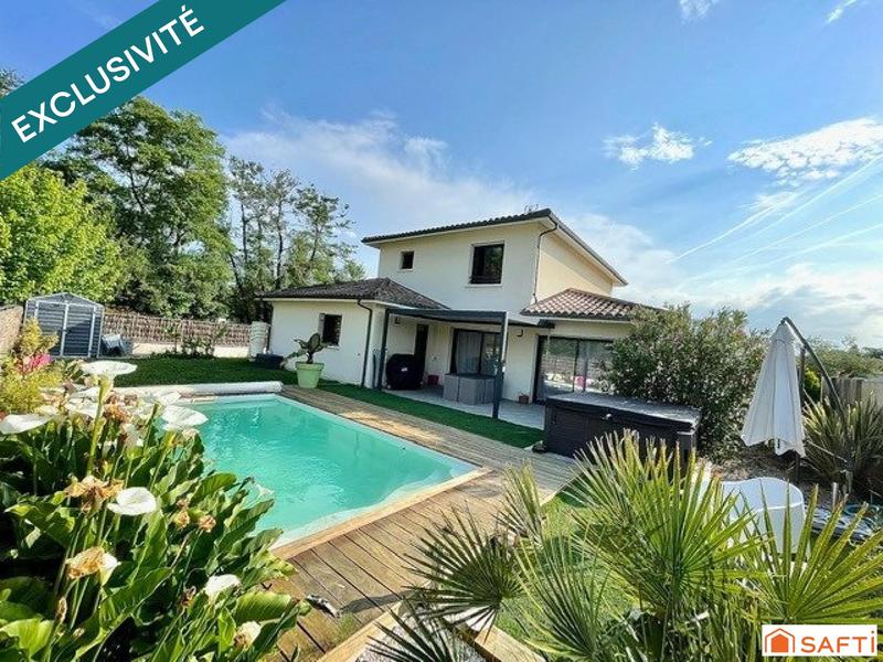 Maison - 159 m² - 5 pièces