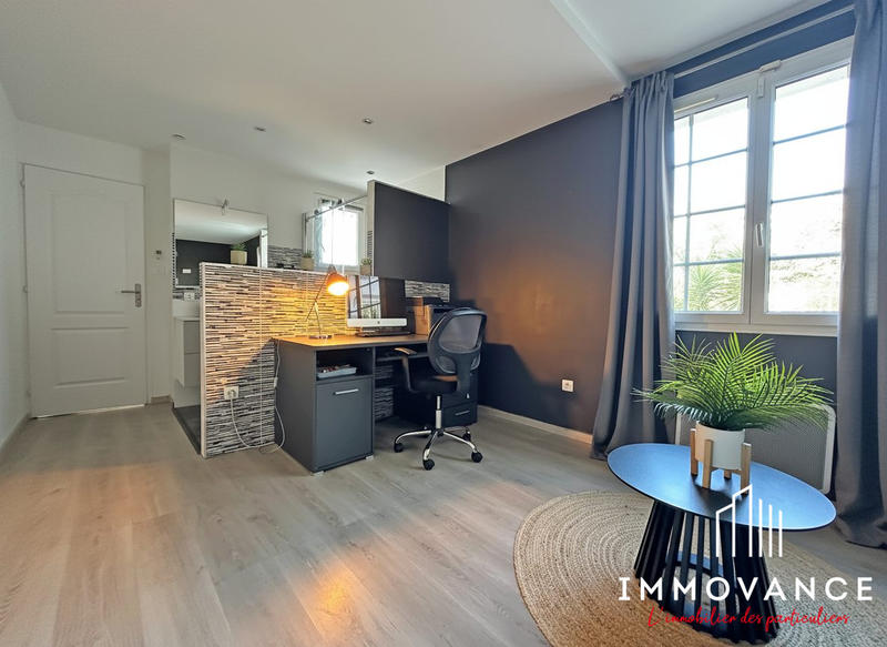 Maison - 200 m² - 6 pièces