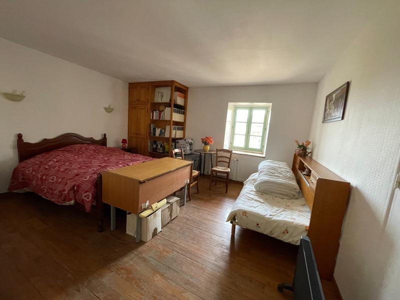 Propriété - 608 m² - 15 pièces