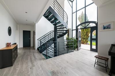 Maison d'architecte - 465 m² - 12 pièces