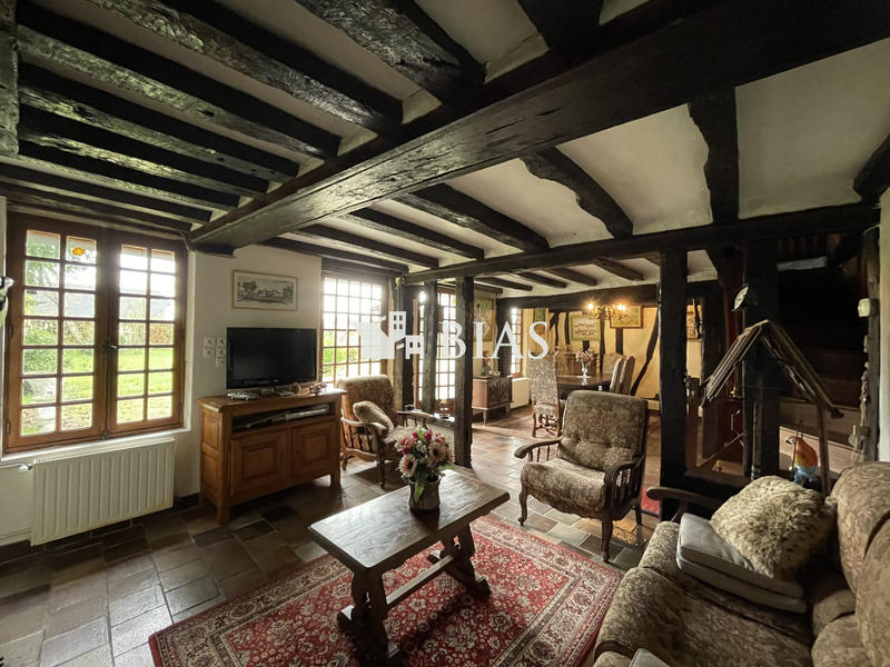 Maison - 102 m² - 5 pièces