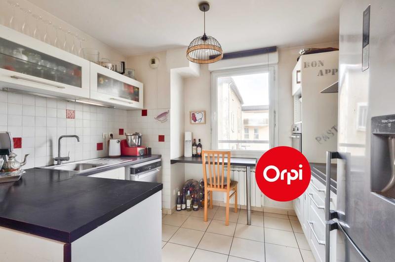 Appartement - 111 m² - 5 pièces