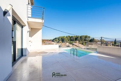 Maison - 145 m² - 5 pièces