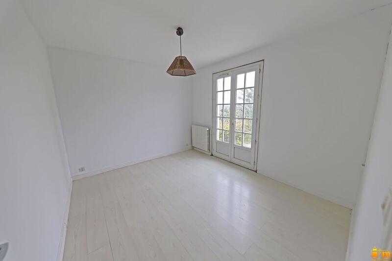 Pavillon - 82 m² - 4 pièces