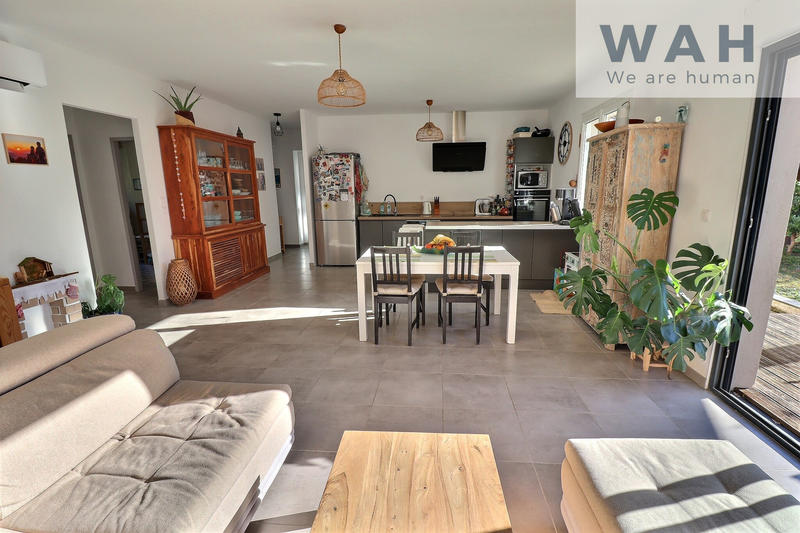 Maison - 105 m² - 4 pièces