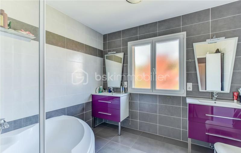 Pavillon - 145 m² - 5 pièces