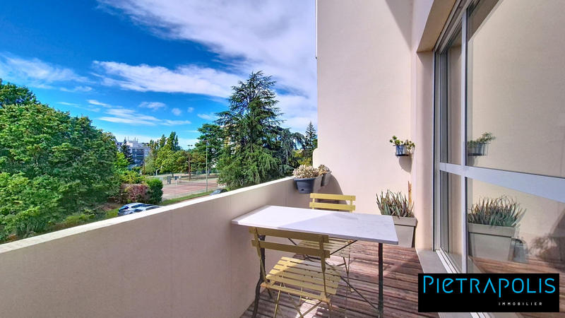 Appartement - 79 m² - 3 pièces