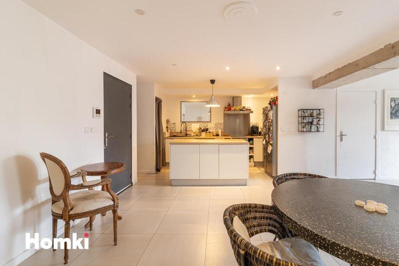 Appartement - 90 m² - 3 pièces