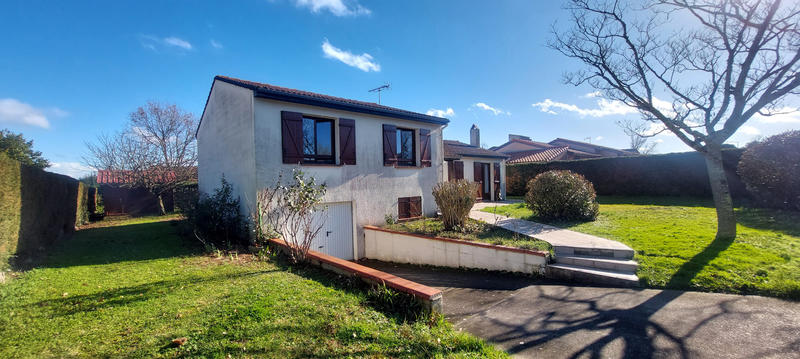 Maison - 100 m² - 4 pièces